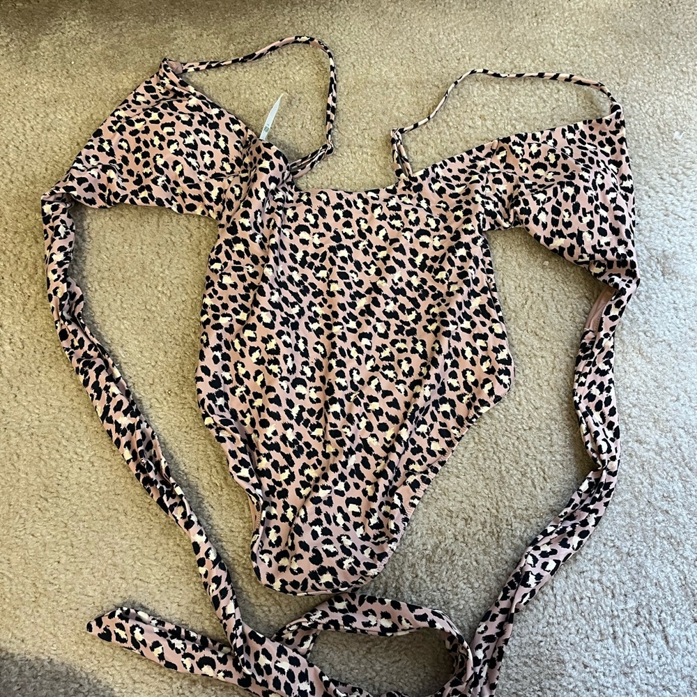 Aerie Leopard Print Women’s One Piece